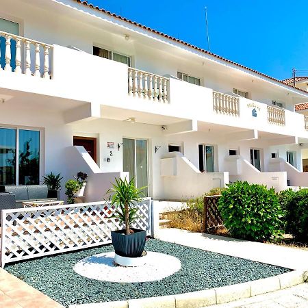 Diana Townhouse 1 Apartment Paphos ภายนอก รูปภาพ
